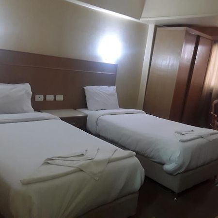 Regency Hotel 기자 외부 사진