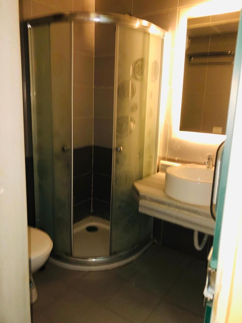 Regency Hotel 기자 외부 사진